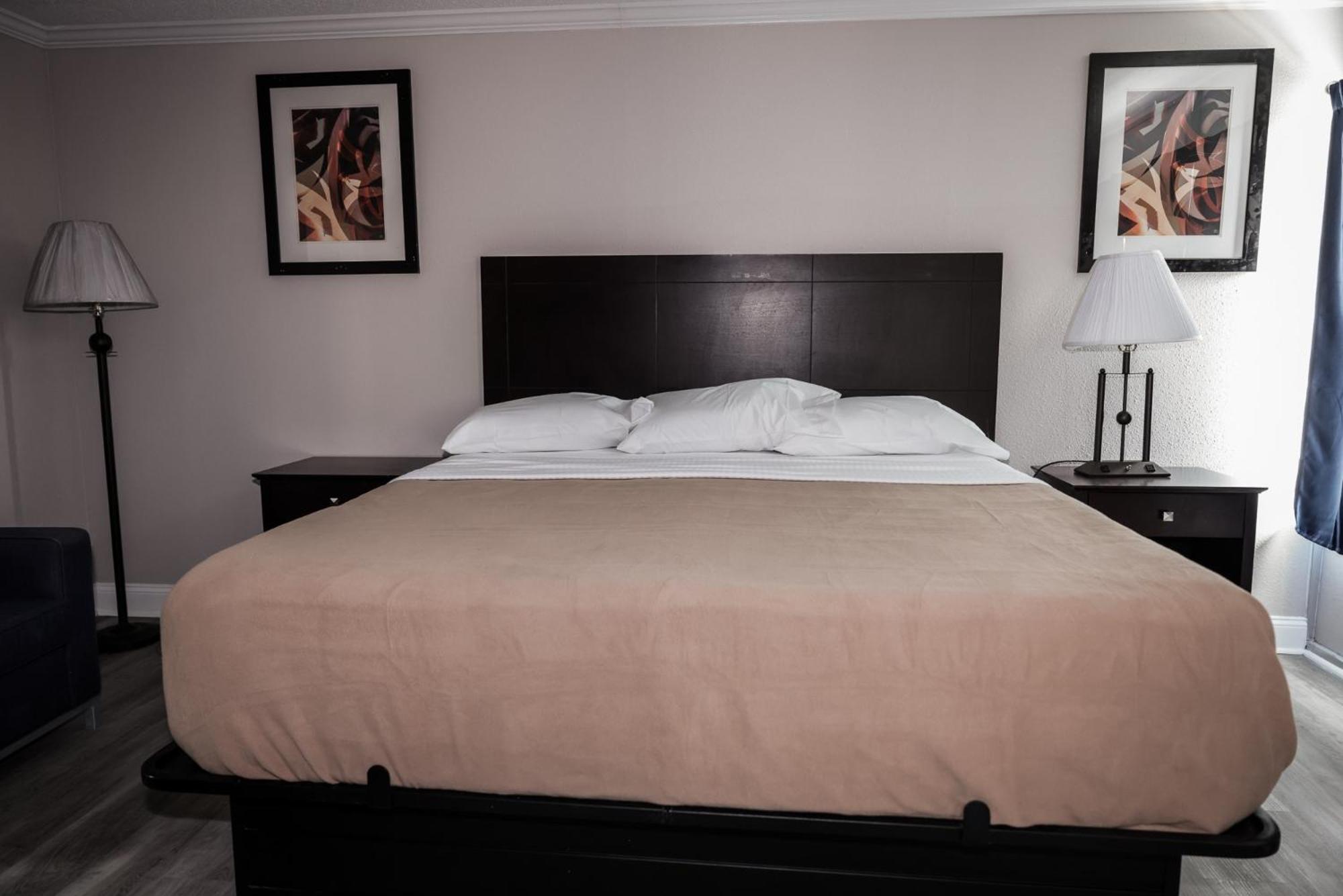 Riverside Inn & Suites By Oyo Danville Ceaser Casino Esterno foto