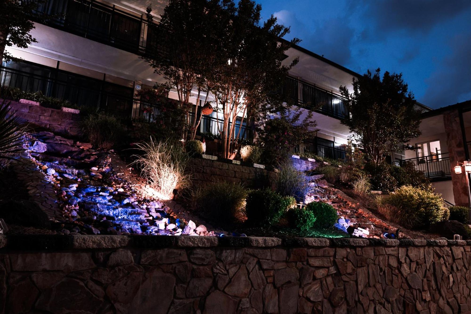 Riverside Inn & Suites By Oyo Danville Ceaser Casino Esterno foto