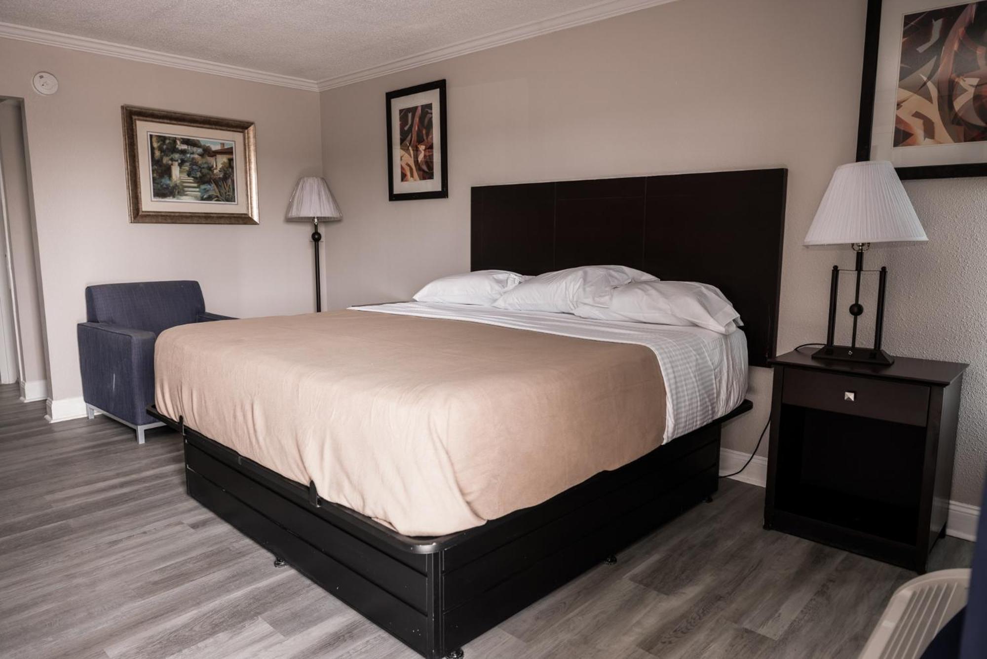 Riverside Inn & Suites By Oyo Danville Ceaser Casino Esterno foto