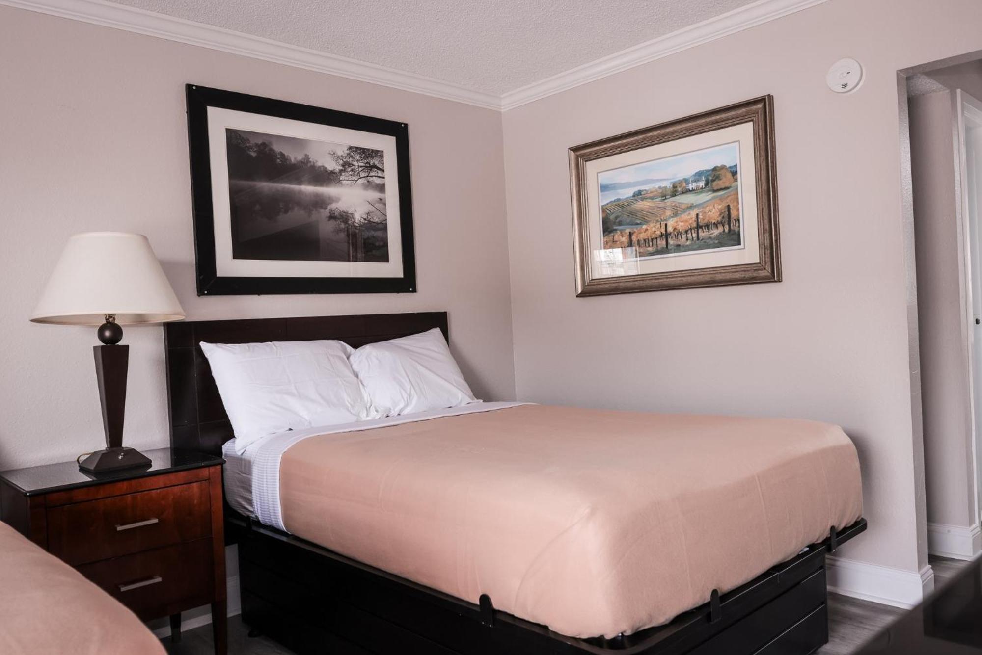 Riverside Inn & Suites By Oyo Danville Ceaser Casino Esterno foto