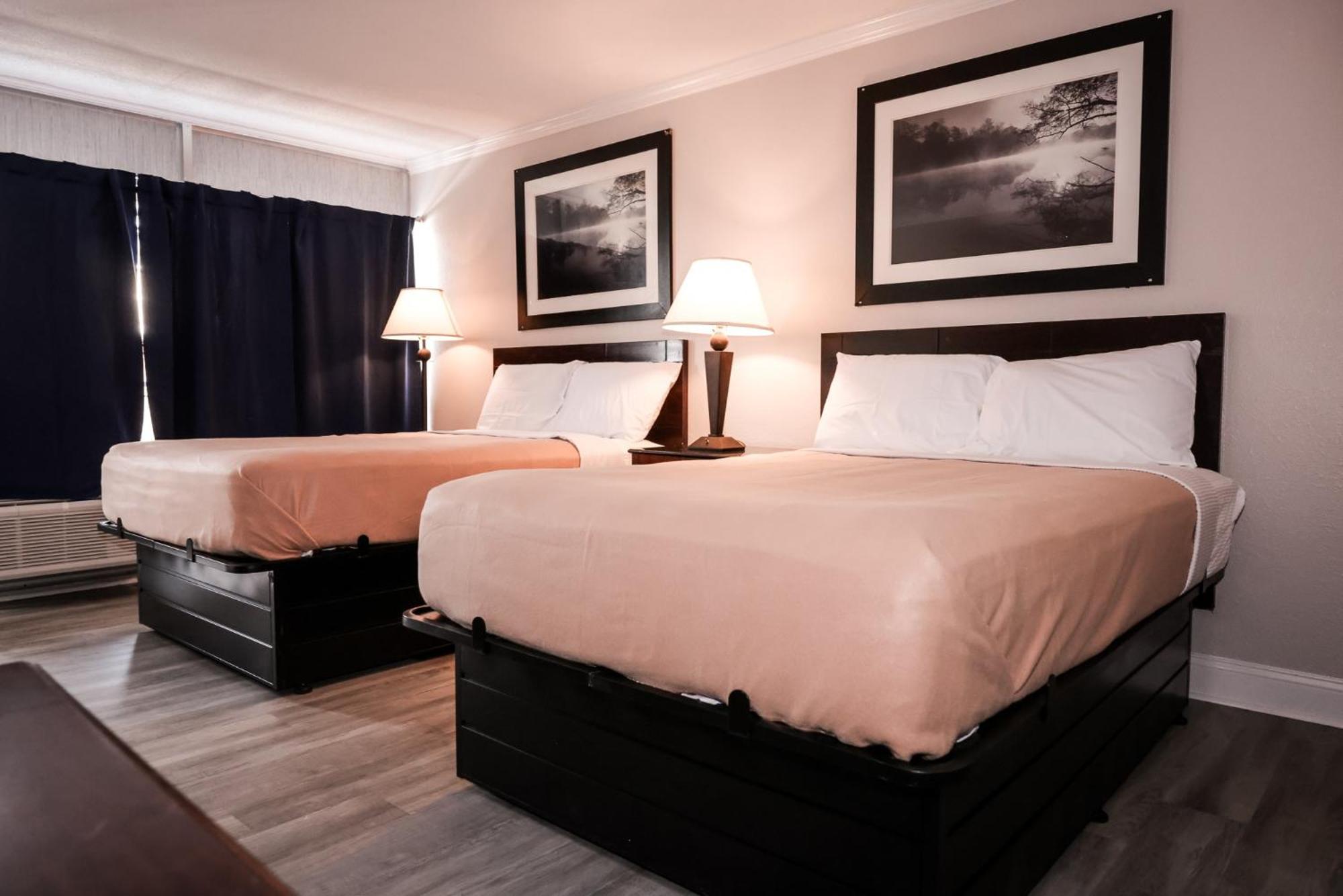 Riverside Inn & Suites By Oyo Danville Ceaser Casino Esterno foto